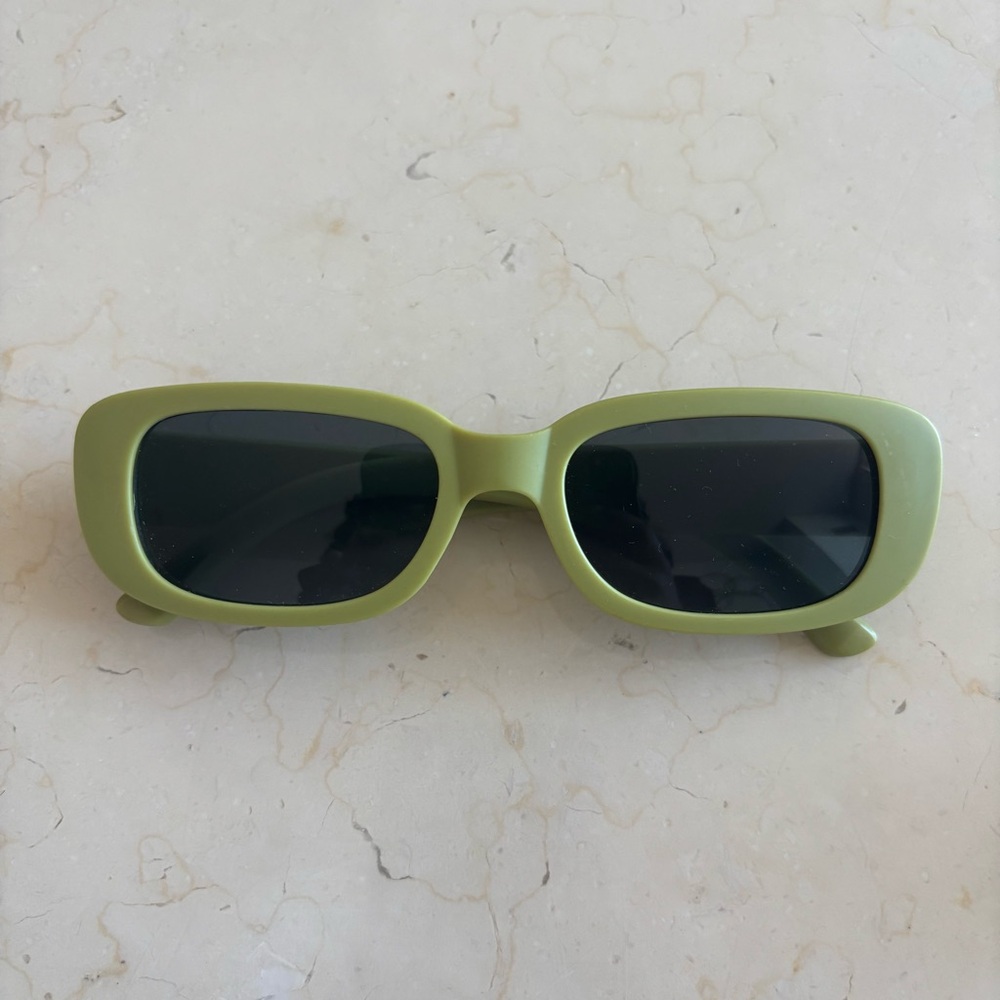 Green Rectangular Women’s Sunglasses